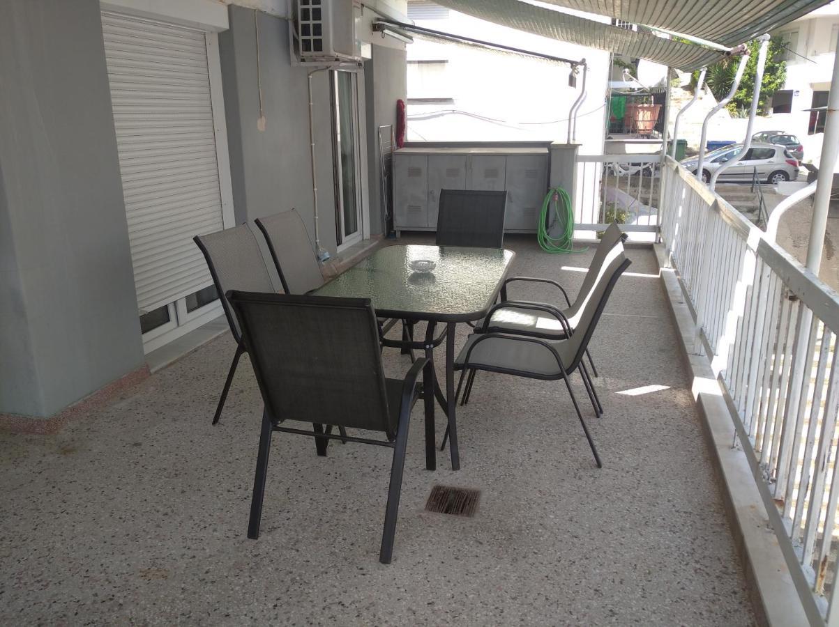 Debby'S Central Apartment Kavala Dış mekan fotoğraf