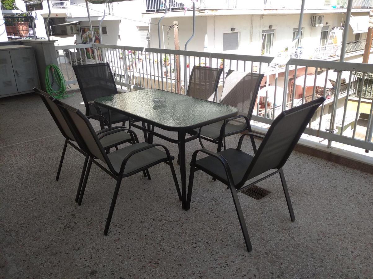 Debby'S Central Apartment Kavala Dış mekan fotoğraf